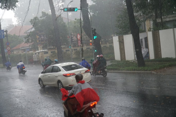 Mưa xuất hiện tại quận 3