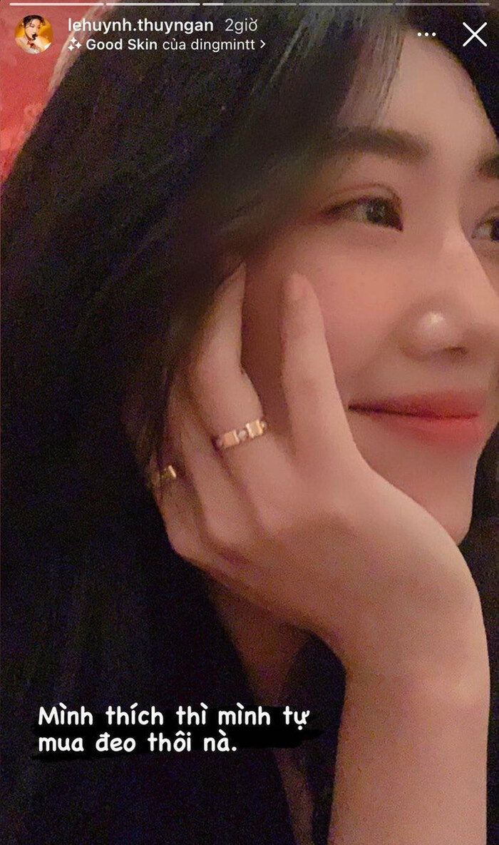 Nữ diễn viên cho biết, nhẫn do cô mua vì thích, không phải nhẫn cưới.