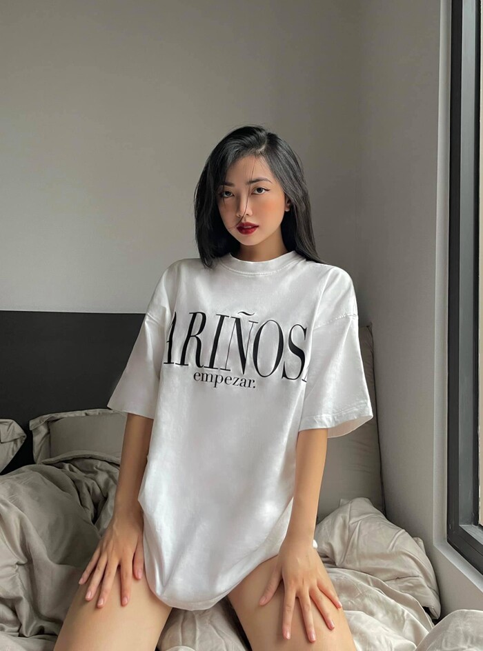 Cô không ngần ngại thử nghiệm nhiều phong cách khác nhau