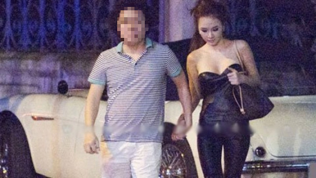 Angela Phương Trinh hẹn hò cùng bạn trai đứng tuổi.