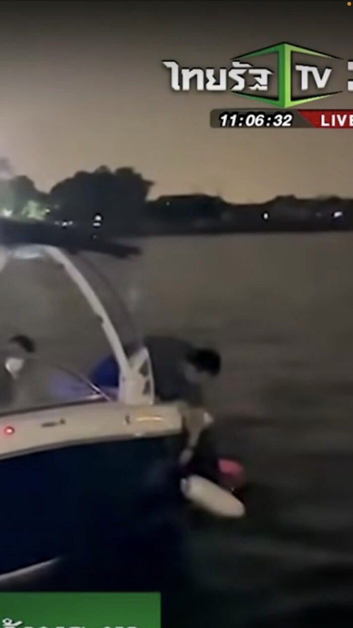 Một trong 5 người bạn của Tangmo từng đẩy một thứ gì đó trong lúc đang đi tìm kiếm cô.