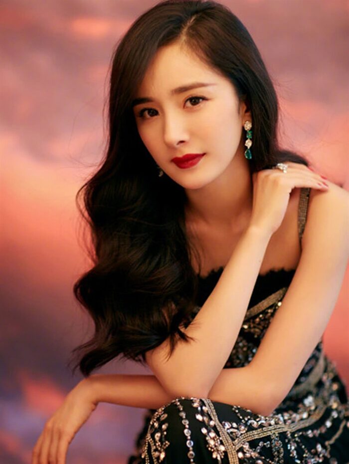 Hậu ồn ào với chồng cũ, Dương Mịch đều xuất hiện lẻ bóng và chưa từng công khai hẹn hò 