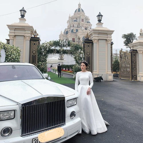 Cuộc sống của Thu Hương luôn ngập trong những điều tuyệt vời cùng sự giàu sang khiến cư dân mạng nhiều phen 