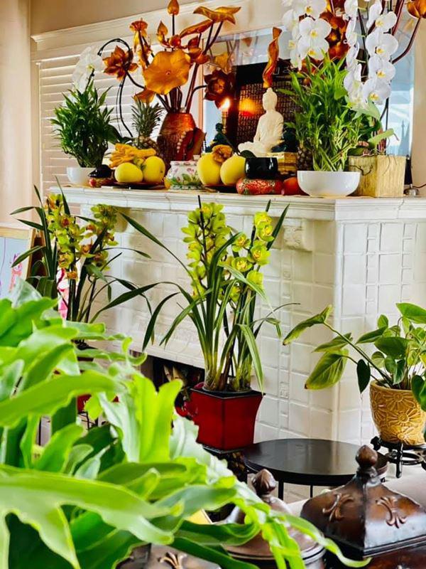 Khu vực bàn thờ vừa trang nghiêm vừa thanh tịnh.