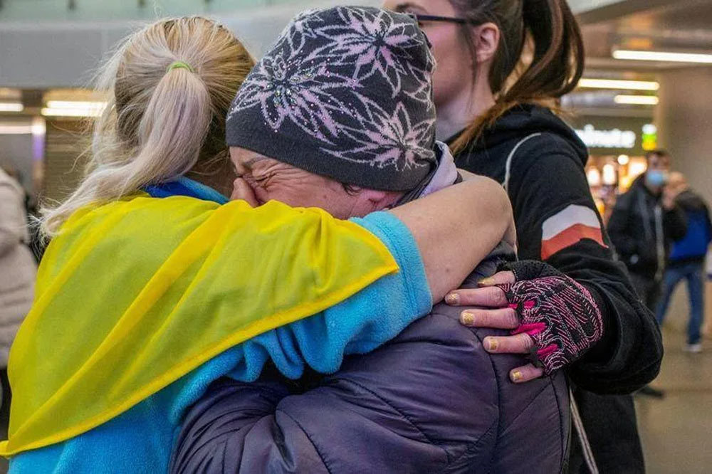 Chiến dịch quân sự kéo dài hơn 2 tuần qua của Nga đã khiến hàng triệu người Ukraine phải di tản. Ảnh: Reuters