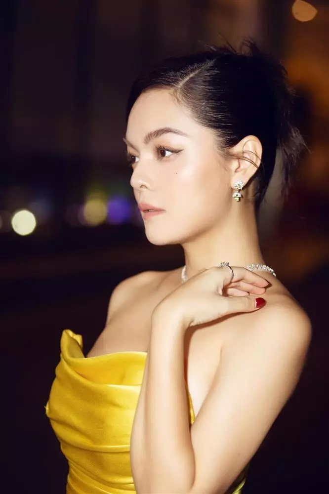 Ca sĩ Phạm Quỳnh Anh.