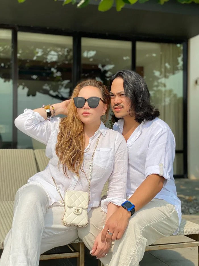 Ca sĩ Thanh Hà và Roland Casiquin Jr 