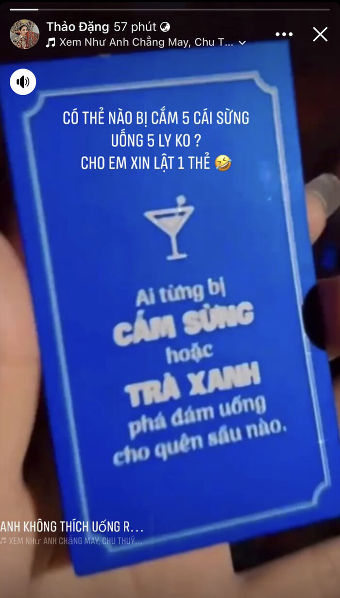  Người đẹp tiết lộ trong quá khứ từng bị cắm đến 5 cái 