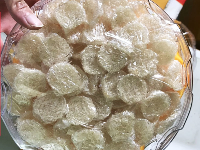 Yến baby có giá siêu rẻ được rao bán la liệt.