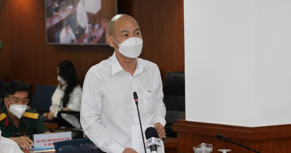 Ông Nguyễn Nguyên Phương, Phó Giám đốc Sở Công Thương TP HCM thông tin tại buổi họp báo chiều 14-3