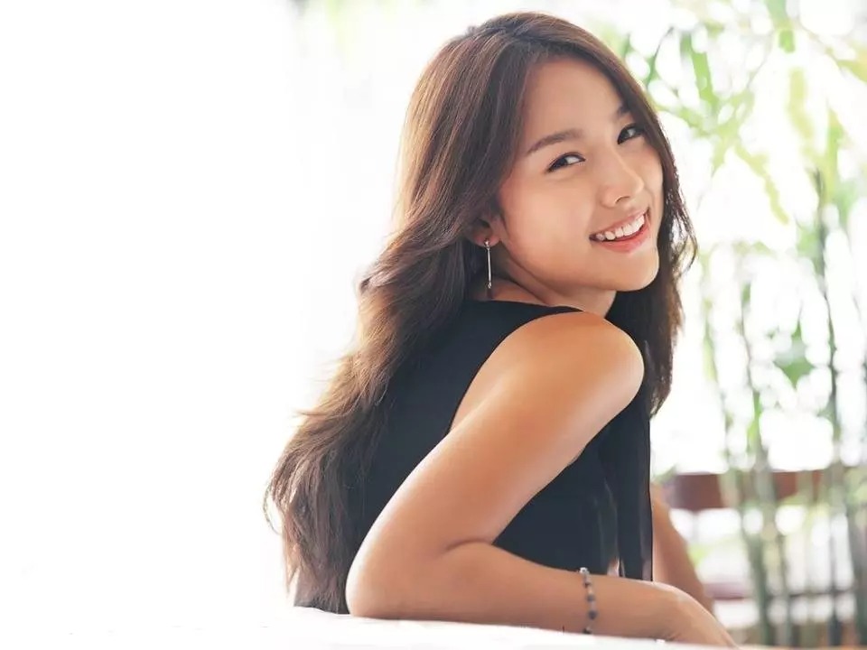 Lee Hyori cũng cho rằng vẻ đẹp không chỉ đơn thuần là sự tự tin.