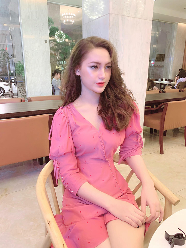 Dù sở hữu vẻ ngoài xinh đẹp nhưng thật khó tin khi H Duyên-B'krông không hề có 1 bí quyết chăm sóc nhan sắc nào cả.