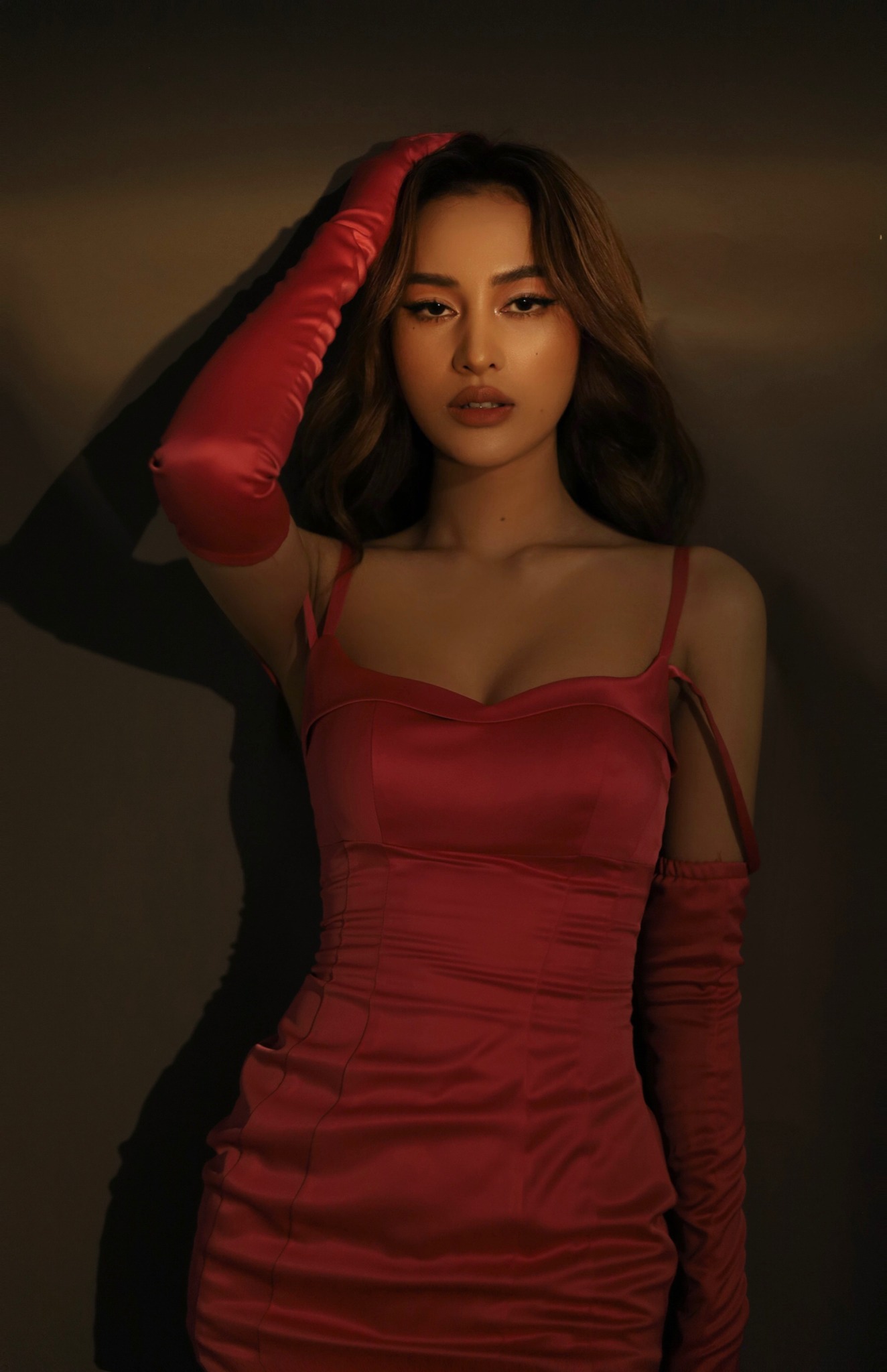 Là một học viên múa chuyên nghiệp nên Duyên sở hữu một body gợi cảm không kém.