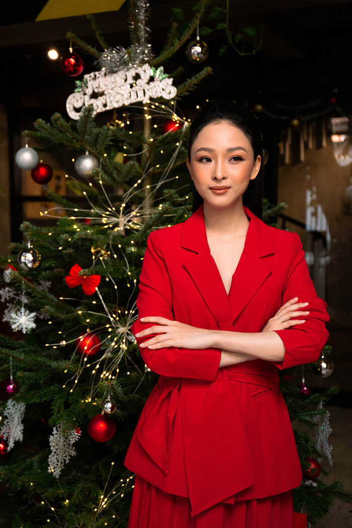 Phương Nga cũng rạng rỡ hơn ở tuổi 35.