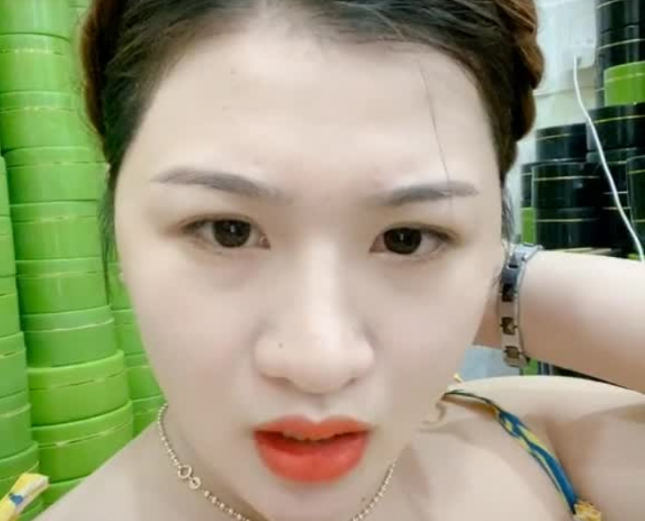 Cụ thể, chị Kim Thủy cho biết : 