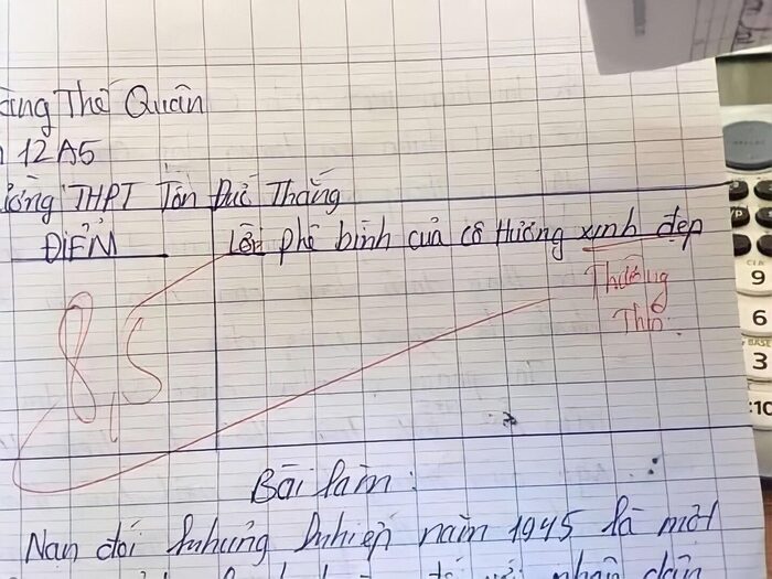 Lời phê của cô giáo gây chú ý