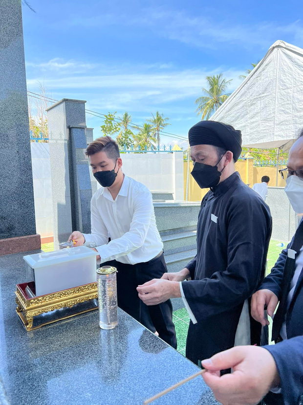 Đây là lần hiếm hoi nam danh hài xuất hiện sau thời gian dài ở ẩn