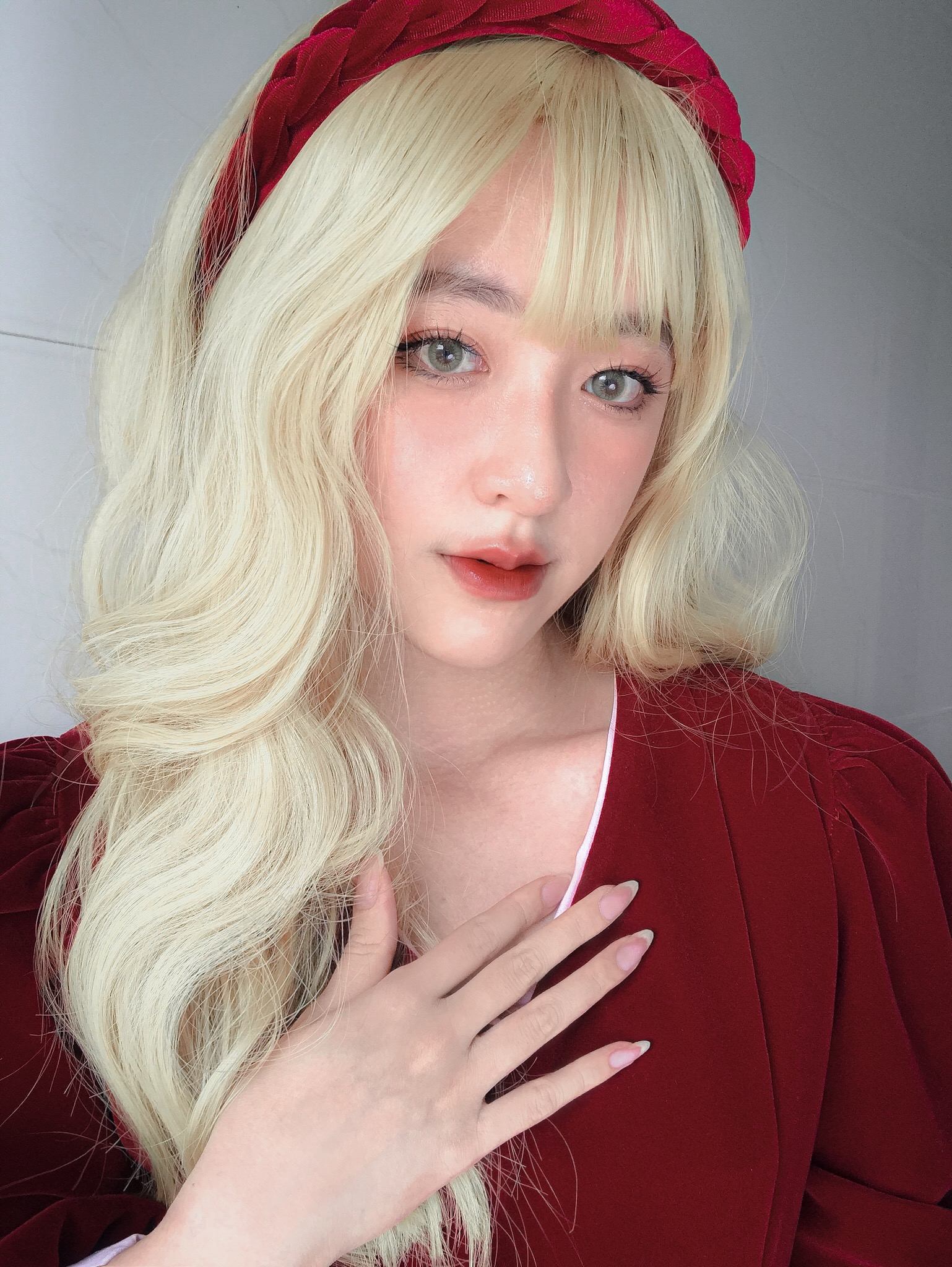 Mỗi bức hình mà Thu Hương đăng tải đều nhận về những lượt tương tác khủng kèm những lời khen tích cực và dễ thương trên các hội nhóm.