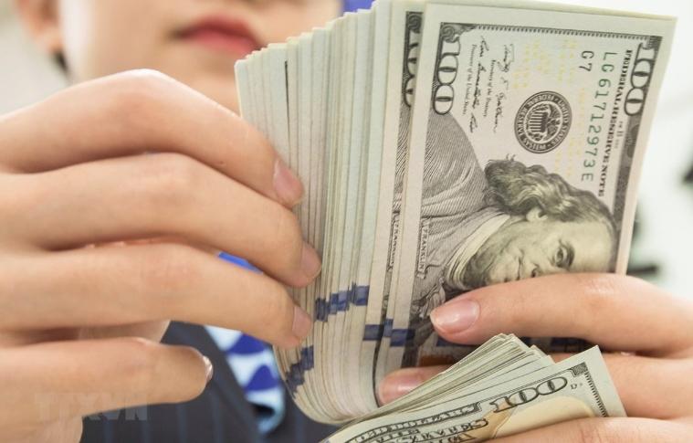 USD tăng giá mạnh.
