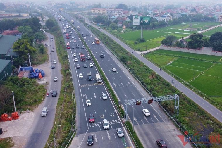Do phân luồng từ xa, tình trạng ùn tắc không xảy ra tại trạm thu phí cao tốc Pháp Vân - Cầu Giẽ - Ninh Bình