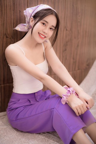 Mai Phương từng giành vị trí Á khôi 1 cuộc thi Hoa khôi sinh viên khi còn đang theo học tại Đại học Khoa học xã hội và Nhân văn.