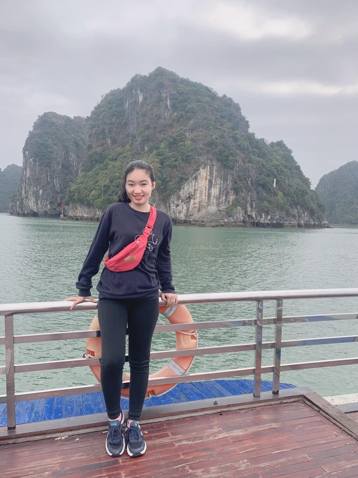 Bà xã Tiết Cương hiện đang sinh sống và làm việc chủ yếu ở Cần Thơ.