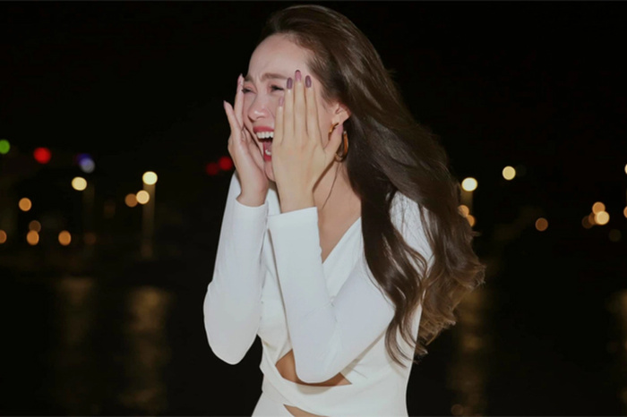 Vốn kín tiếng chuyện tình cảm nên thông tin Minh Hằng sắp lên xe hoa khiến người hâm mộ vỡ òa, gửi lời chúc phúc tới nữ diễn viên.