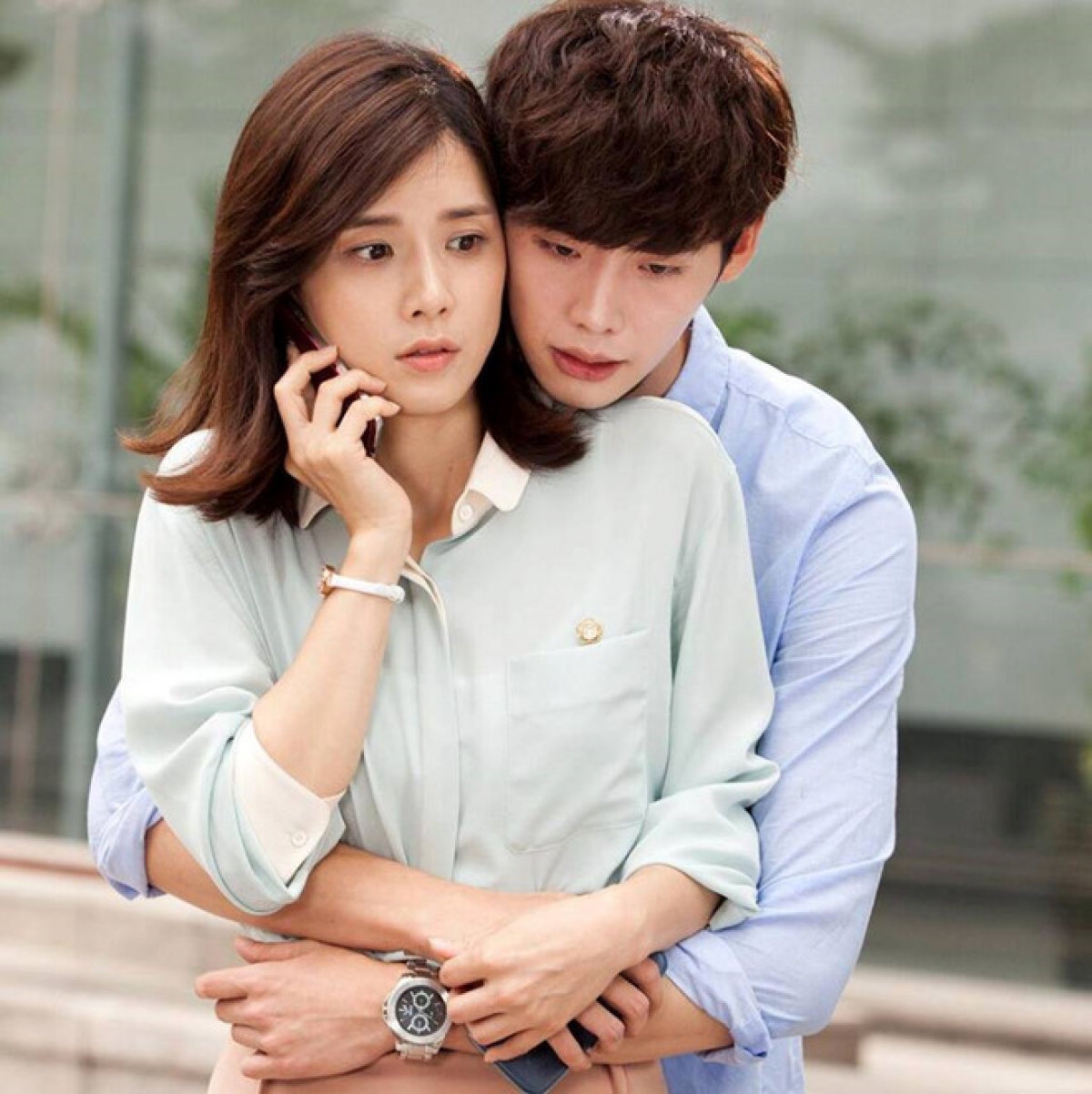 Dù chênh lệch hơn 11 tuổi nhưng Lee Bo Young và Lee Jong Suk vẫn tạo nên mối tình đẹp trên màn ảnh. 