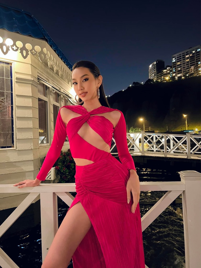 Người đẹp luôn tinh tế diện những bộ cánh phù hợp với tính chất các sự kiện, chương trình