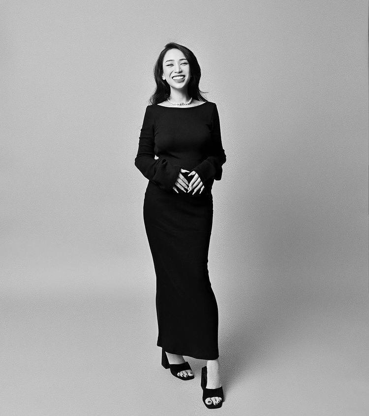 Bầu bí lần 2, Joyce Phạm đầu tư rất nhiều vào việc chụp ảnh. Mỗi lần cô lên đồ khiến ai nấy cũng phải trầm trồ.