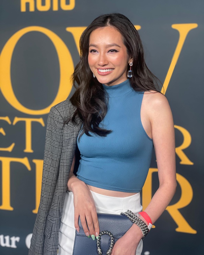 Thỉnh thoảng cô nàng sẽ xuất hiện tại một số sự kiện bên trời Tây