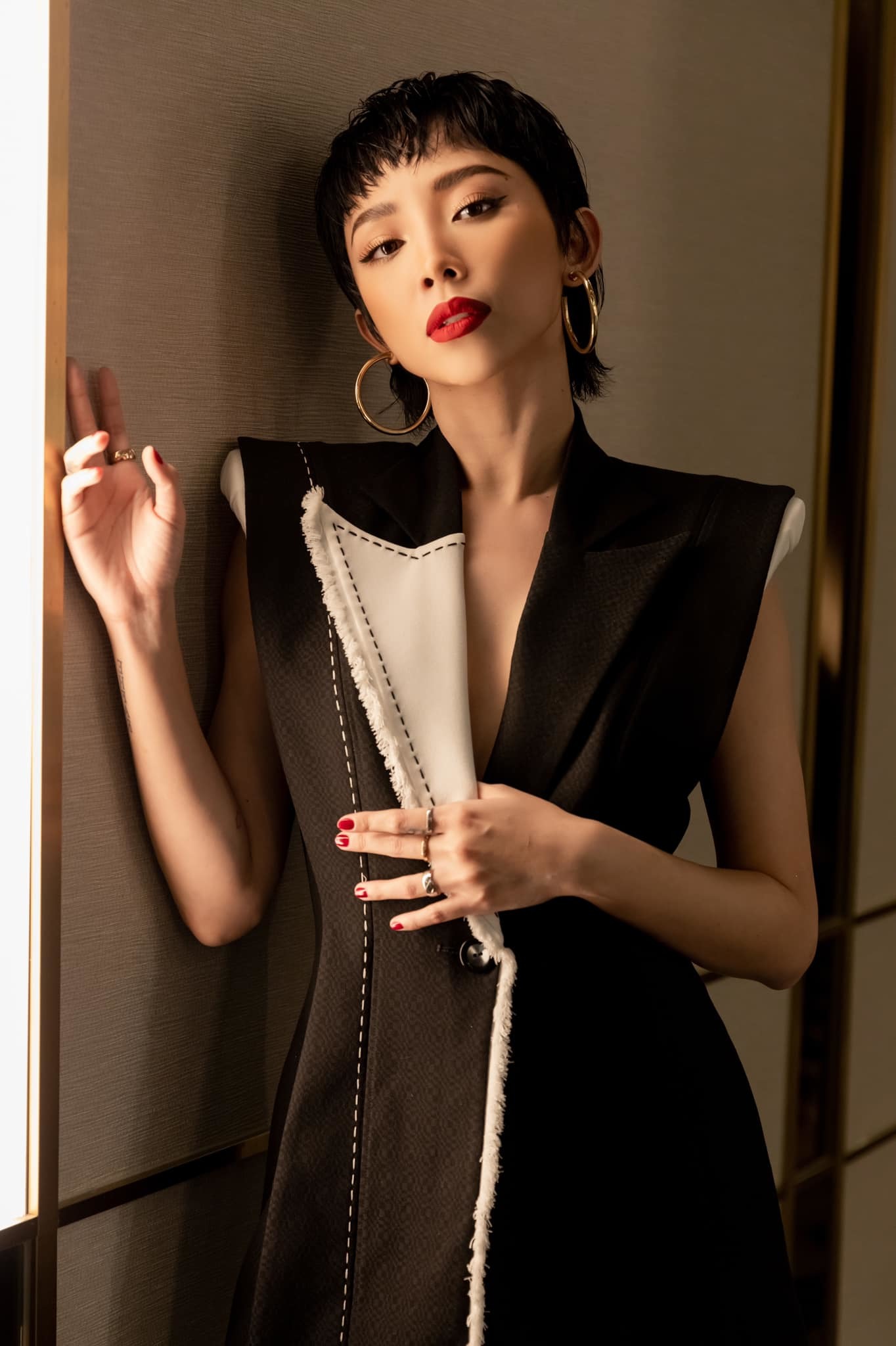 Tóc Tiên từng có chia sẻ đáng chú ý về ồn ào của Phương Nga.