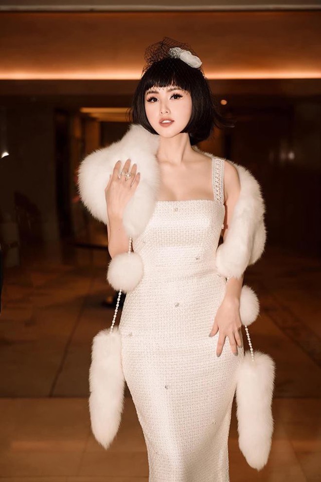 Để ghi điểm trong mọi phong cách thời trang, Tâm Tít luôn dành sự quan tâm nhất định tới việc chăm sóc bản thân.