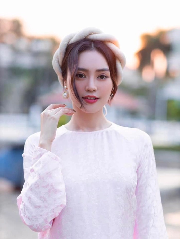 Lan Ngọc đang vướng vào tin đồn không nhận được lời mời từ đàn chị trong hôn lễ sắp tới