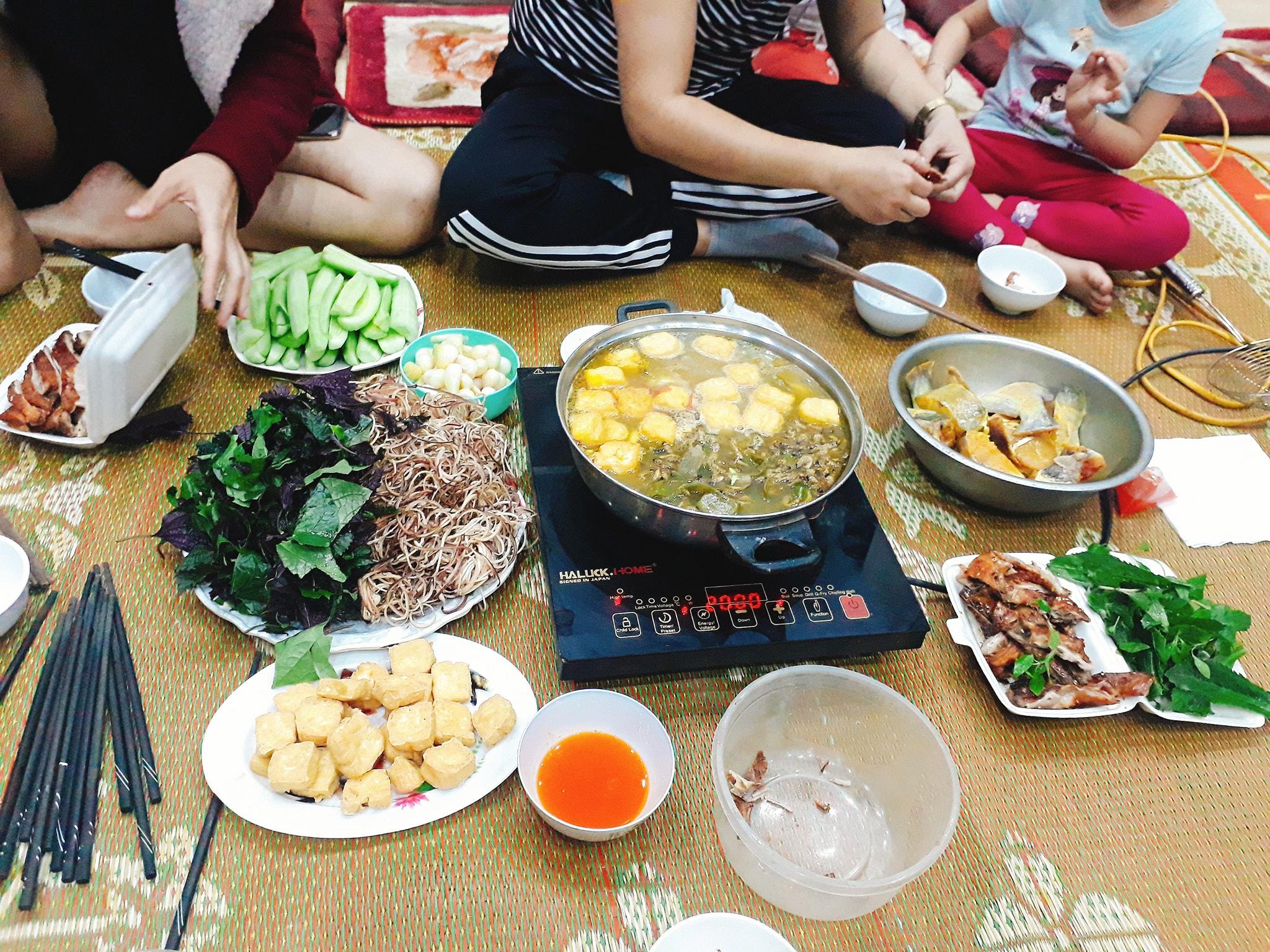 Món cá ngạnh om chua với con vờ thơm ngon nức tiếng (Ảnh: Tố Linh).