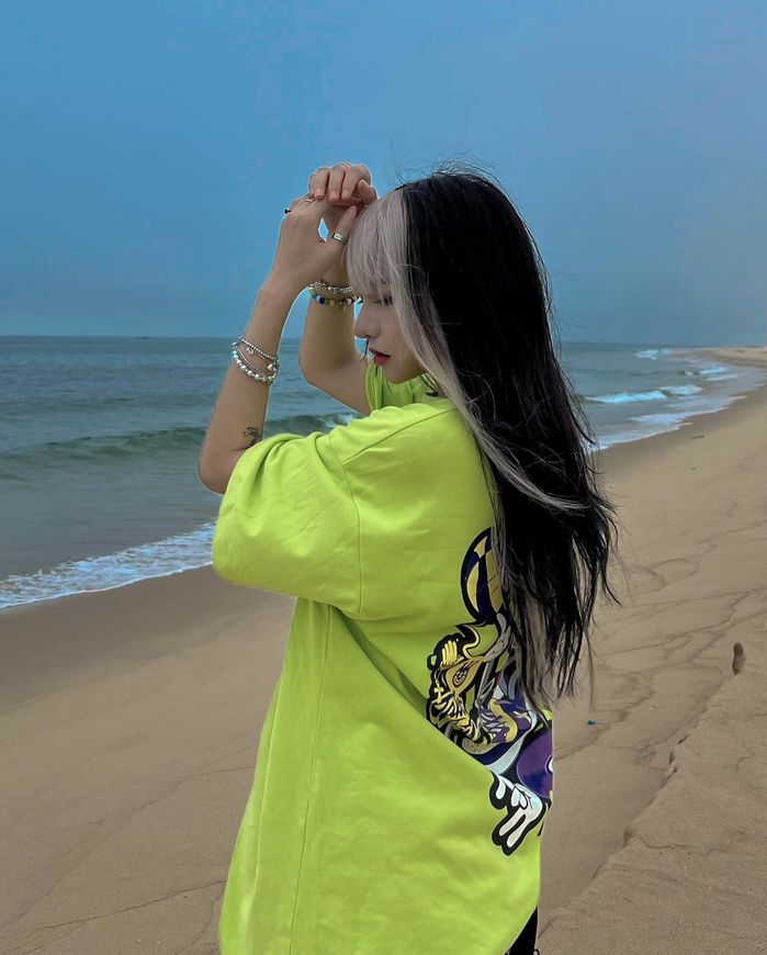 Không lâu sau đó, Hot TikToker 9x này lại tiếp tục khiến công chúng 