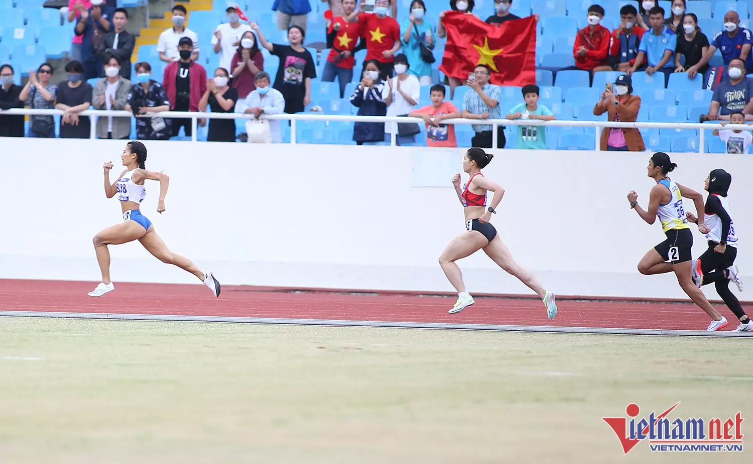 Hai chân chạy Việt Nam đều không có đối thủ 