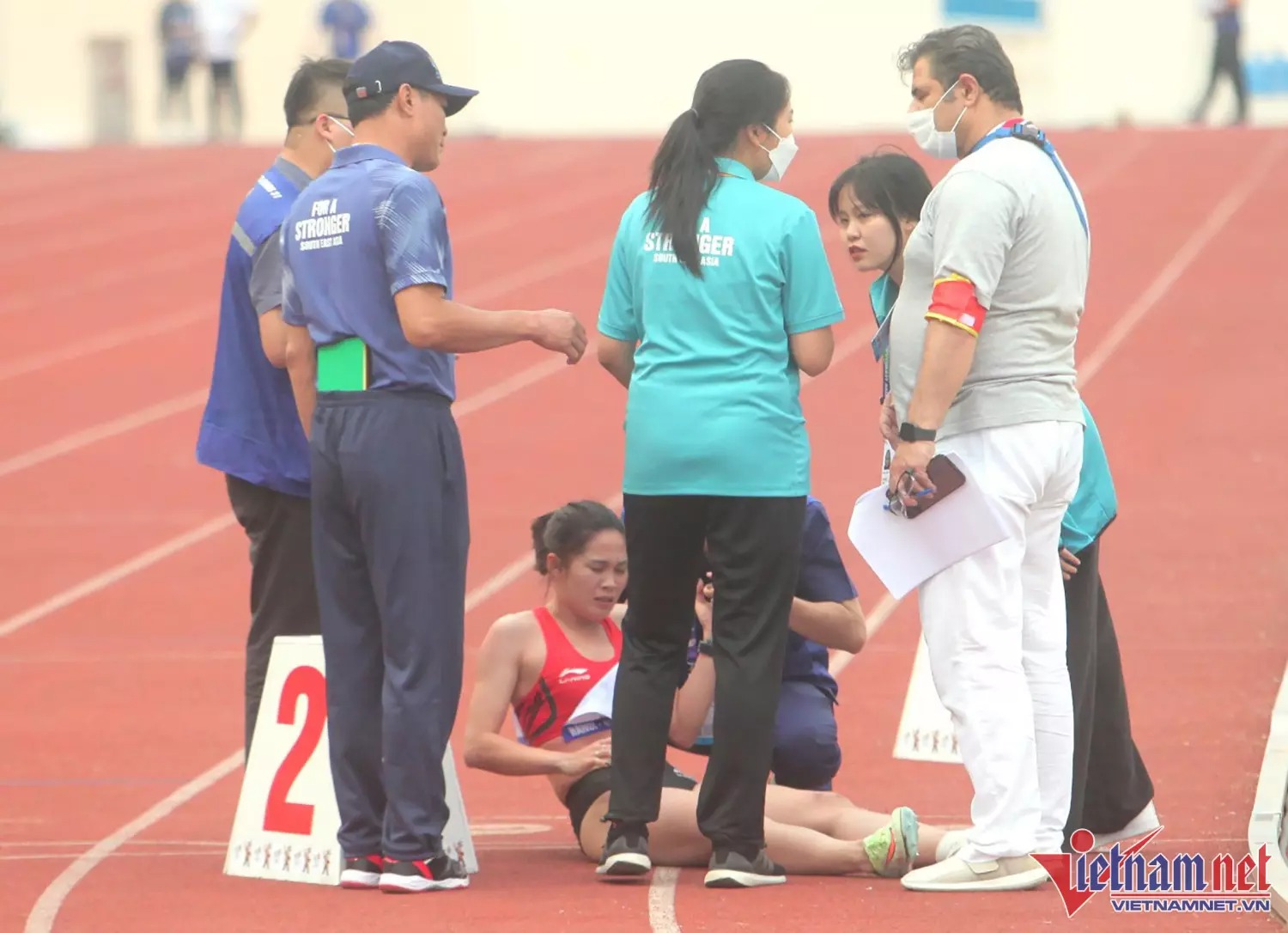 VĐV Việt Nam bị chấn thương nặng ở đầu gối