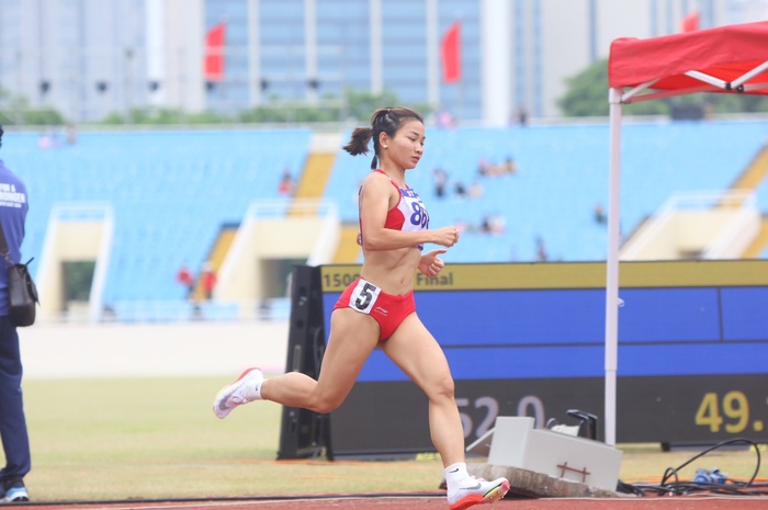 Nguyễn Thị Oanh giành 3 HCV SEA Games 31.