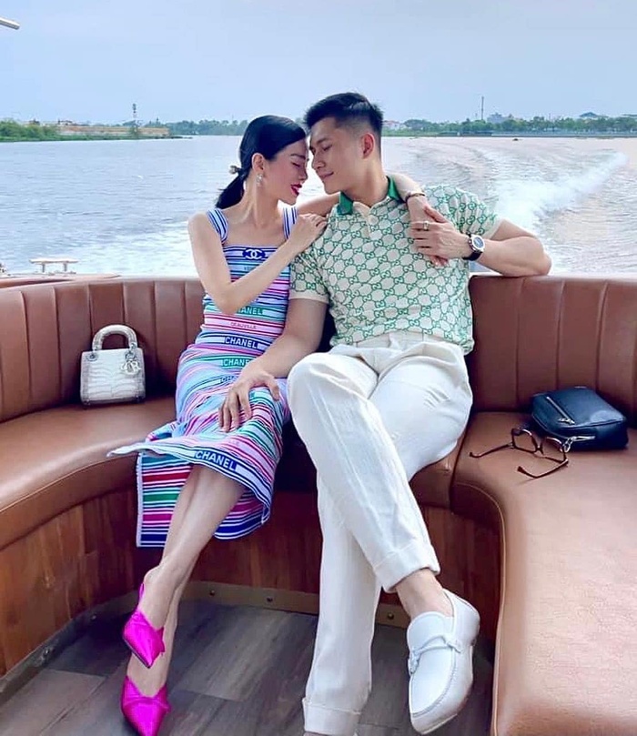 Lệ Quyên và Lâm Bảo Châu.