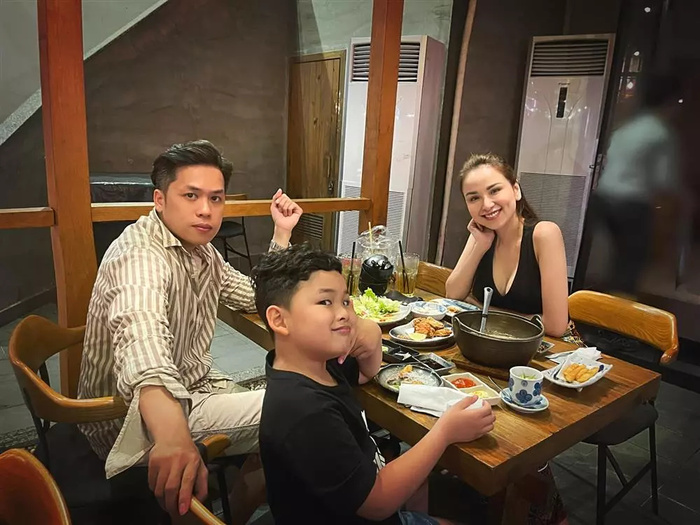 Diễm Hương và Quang Huy nhiều lần dấy lên nghi vấn đã ly hôn.