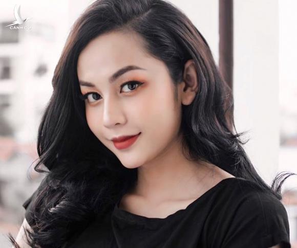 Khi tham gia cuộc thi, Lương Mỹ Kỳ nhận được nhiều sự ủng hộ từ người hâm mộ và cả Lâm Khánh Chi cũng dành tiếc nuối cho cô nàng vì tuột mất chiếc vương miện Hoa hậu.