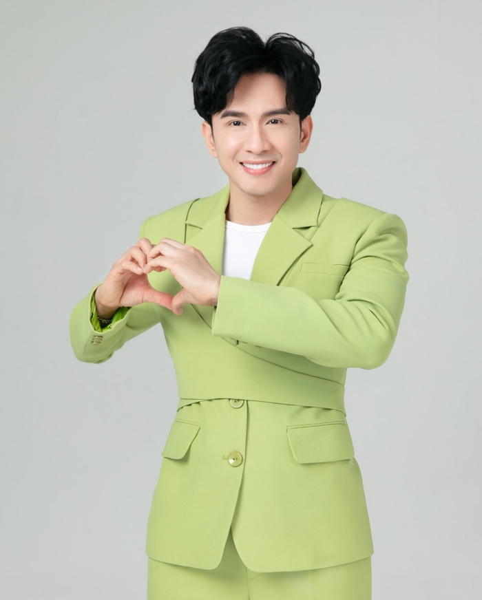 Đan Trường phân trần dù đã cố gắng để hát hai ca khúc chỉn chu nhất, nhưng vẫn còn nhiều sai sót về lý lẫn tình