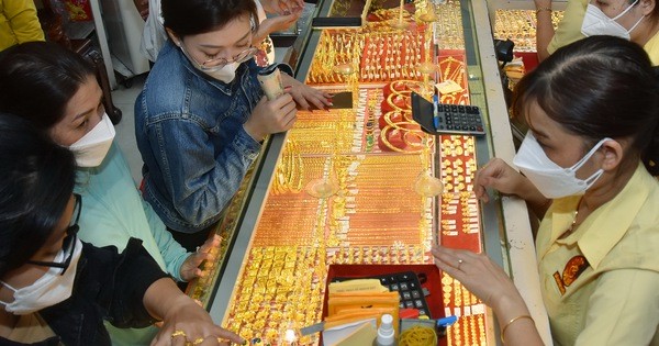 Giá vàng hôm nay của thế giới có lúc xuống còn 1.840 USD/ounce