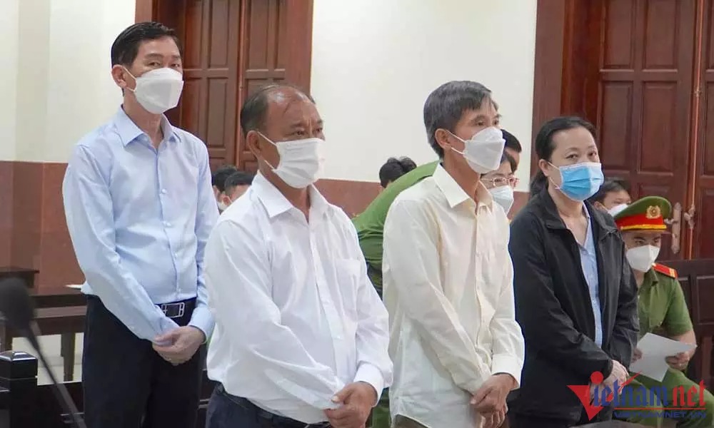 Các bị cáo tại tòa