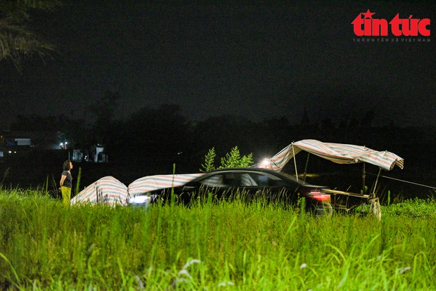 Việc lấn lòng đường, vỉa hè, đặt các vật cản để ngủ lại qua đêm trên đường quốc lộ có thể gây mất an toàn giao thông, nguy hiểm cho người đi đường