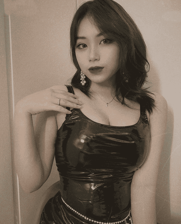 Ngọc My tiết lộ rằng mình hâm mộ rất nhiều người bởi ai cũng có chút gì đó khiến cô phải học hỏi vì những cái hay cái tốt riêng.