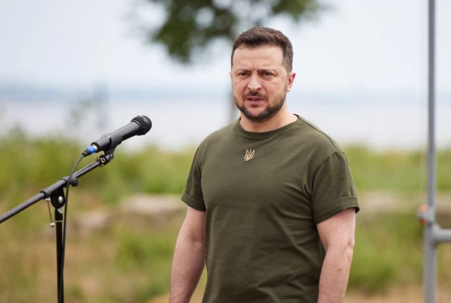 Tổng thống Zelensky tuyên bố sẽ giành lại những thành phố bị chiếm đóng. Ảnh: Reuters