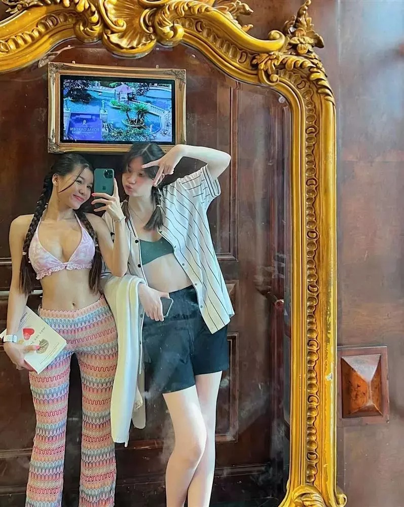 Thanh Giang hiện vẫn đang ở Việt Nam cùng bố mẹ.