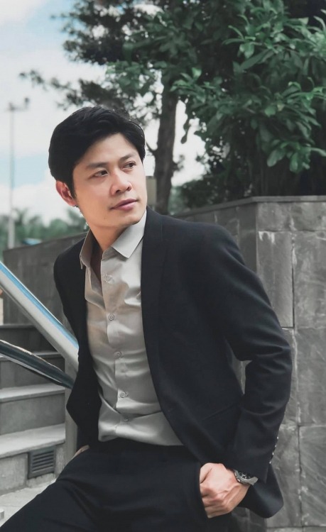 Số tiền nam nhạc sĩ tiêu trong tháng là khoảng 60 triệu đồng, chưa kể phát sinh.